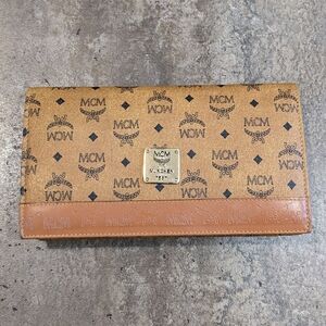 Vintage MCM Munchen 7867 Camel Leather Clutch